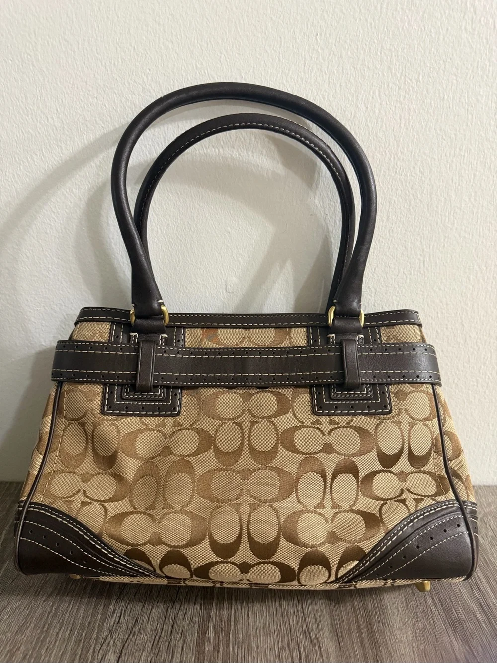 Coach Signature Shoulder Bag Purse 10507 Brown Tan Leather Classic Everyday